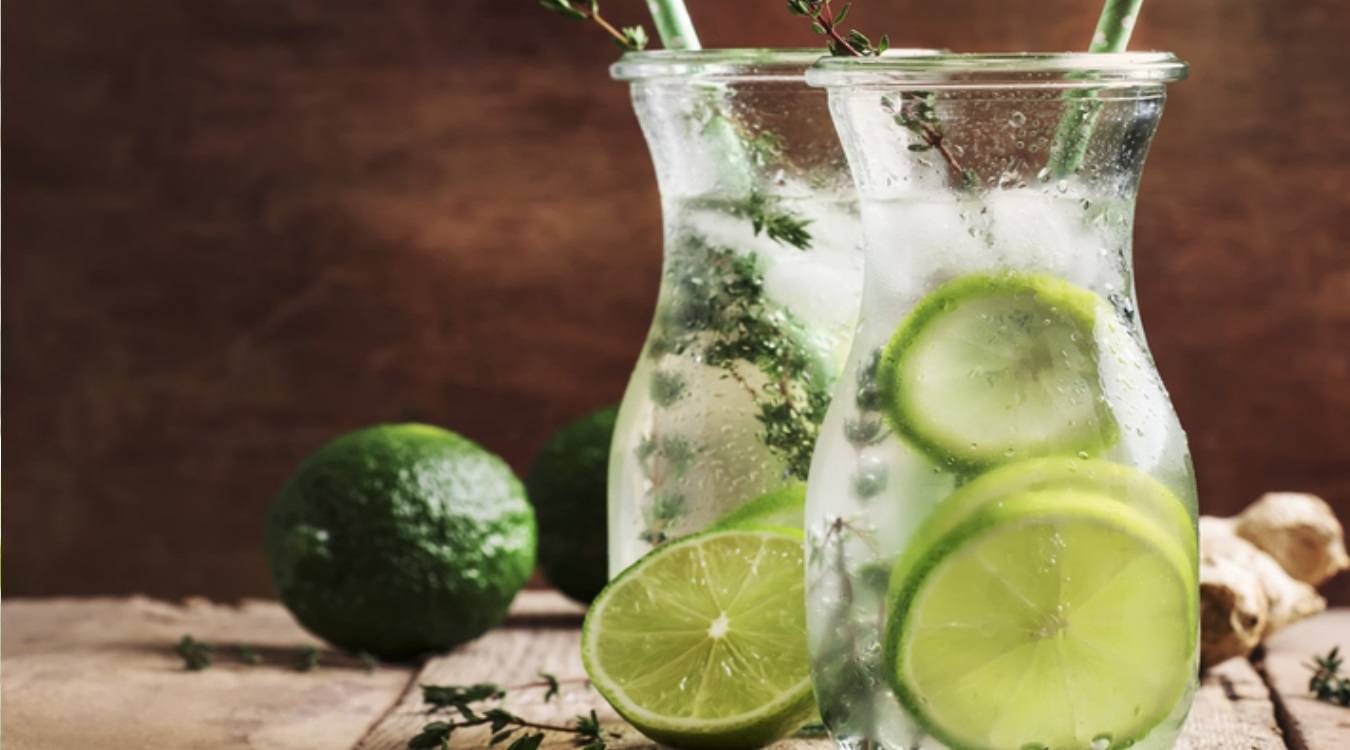 Share this Gin Fizz with friends, as well as sharing the calories